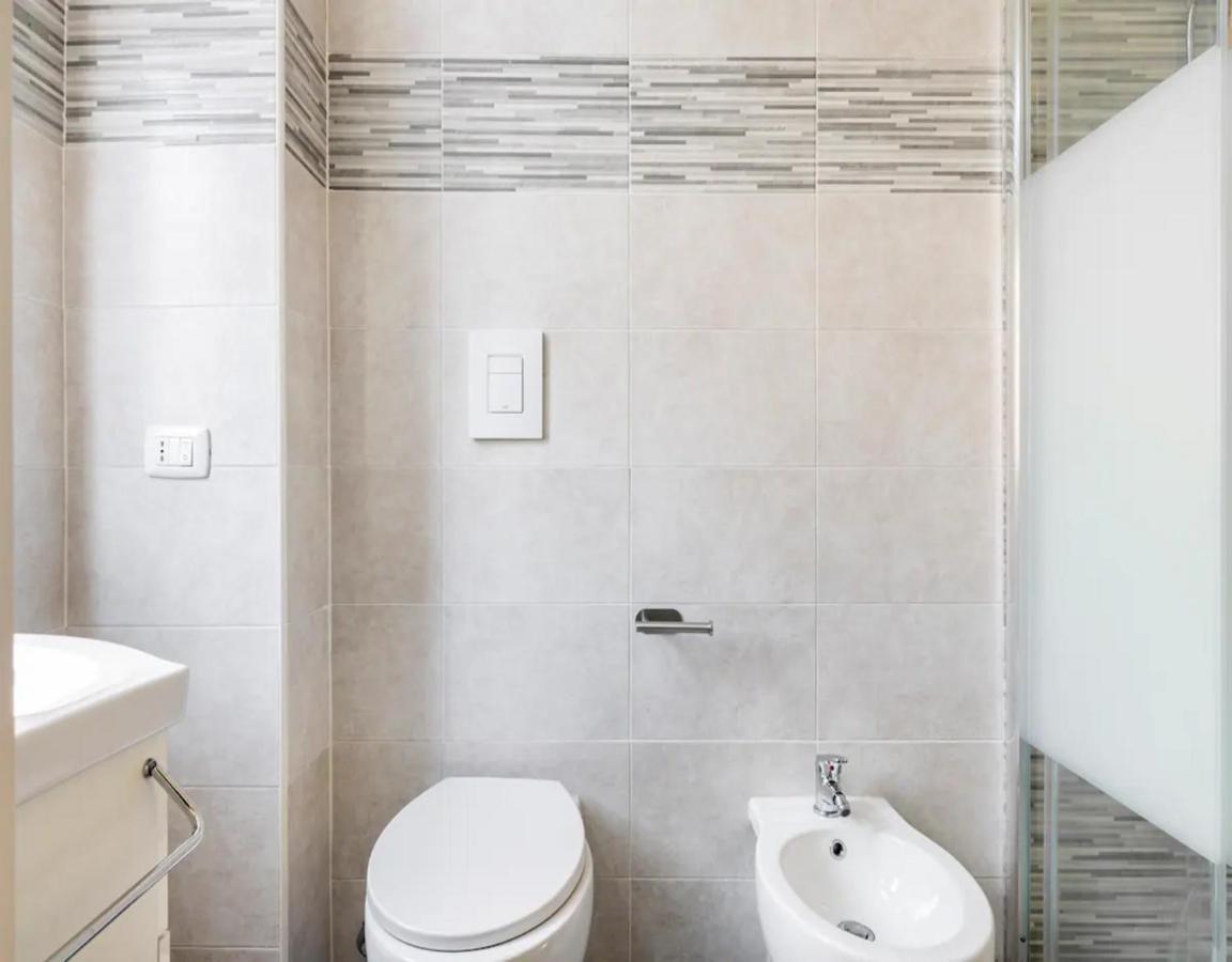 Milan Emerald Home "Wifi & Smart Lock" ภายนอก รูปภาพ